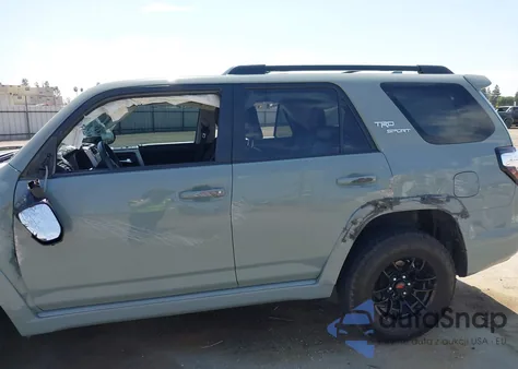 2022 Toyota 4Runner Trd Sport из США, поврежденный, VIN JTEAU5JR3N5270297